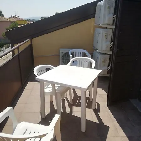 Casa Vacanze Algieri Апартаменты Марина-ди-Скьявонеа
